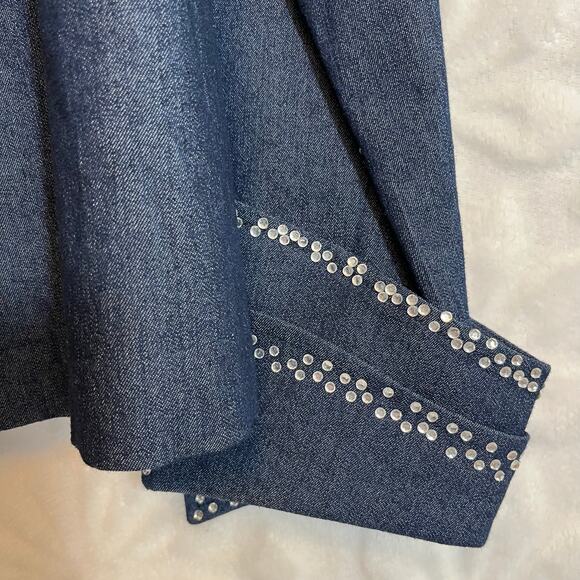 Devine denim NY rhinestone top gemstone closure preowned excellent condition - Picture 5 of 7